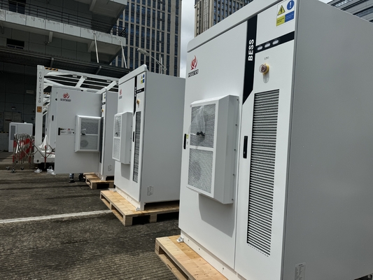 UL-zertifiziertes LiFePO4 Industriebatteriespeichersystem IP55 107,52KWH - 125,44KWH